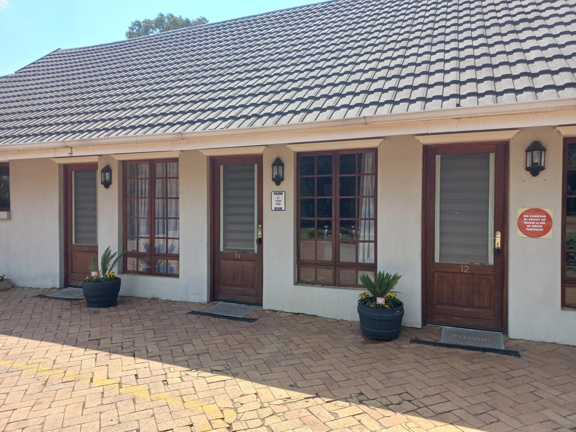 Or Tambo Guest House Kempton Park Buitenkant foto